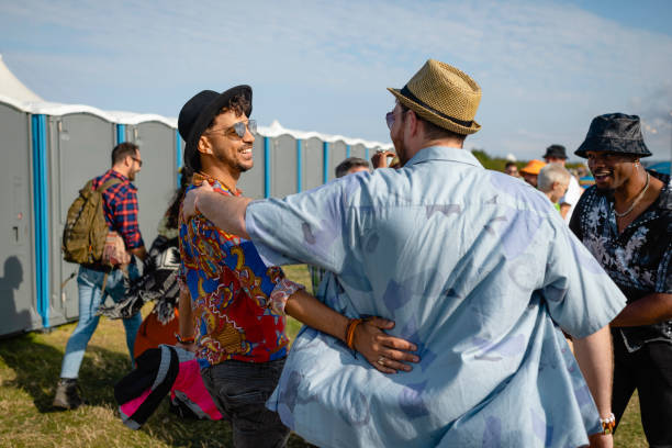 Affordable portable toilet rental in Earle, AR